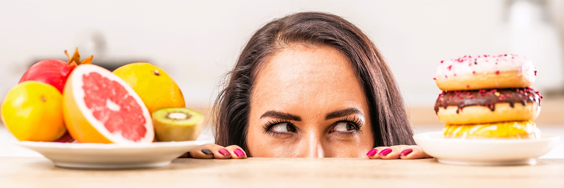 খাবারের প্রতি তীব্র আকর্ষণ কমানোর ৮ টি উপায়